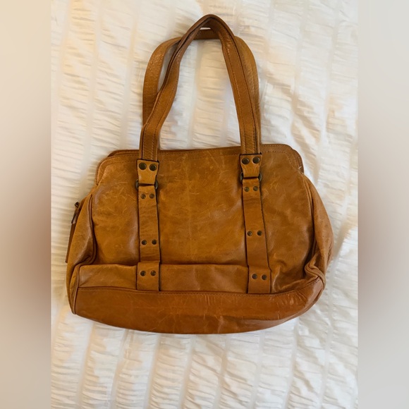 Tan Rue Princess Paris bag - Picture 2 of 4